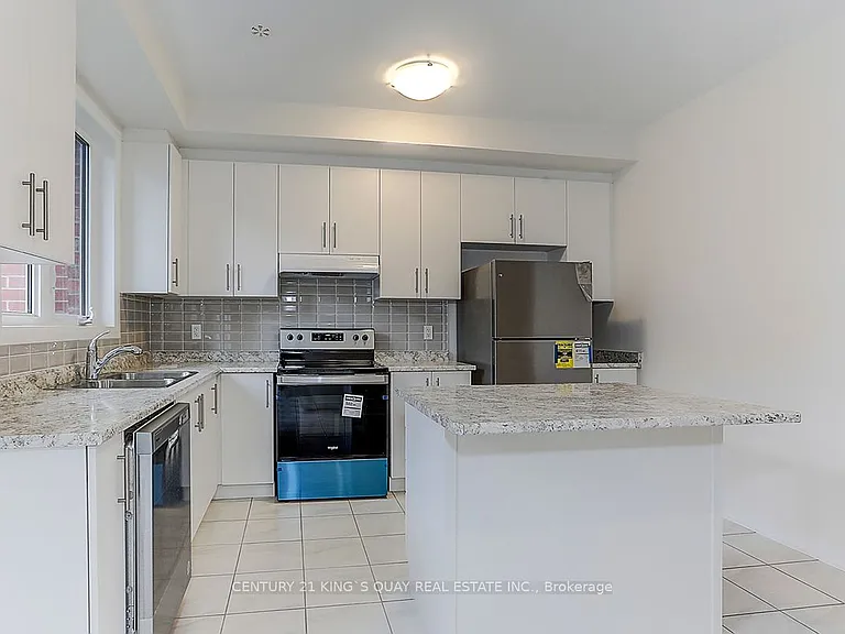 37 Sissons Way — Photo 13