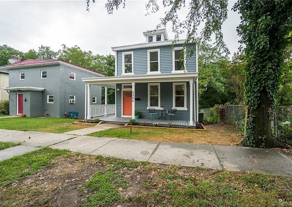 1st image of 2205 5th Ave