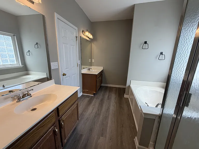 4006 Raven Rock Ct — Photo 21