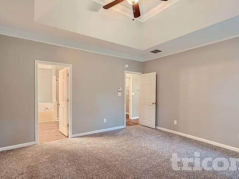 2200 Sugarbirch Dr — Photo 15