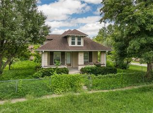 215 Lee St, Fortescue, MO 64437
