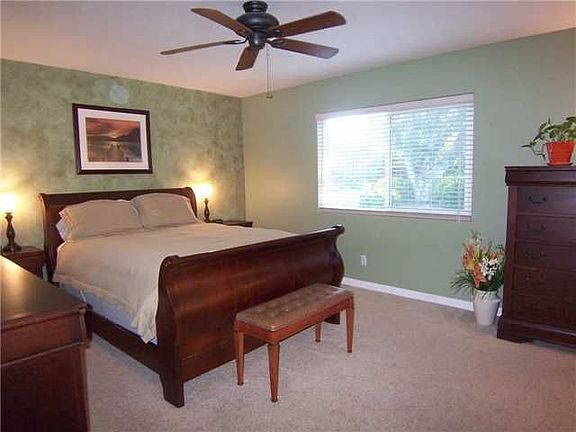 Crown moulding and ceiling fans in most of the rooms.