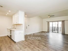 6480 N 82nd St, Scottsdale, AZ