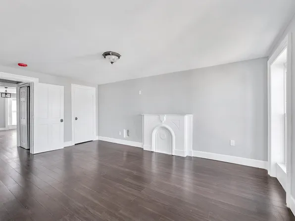 125 Mac Donough Street image 12 of 22