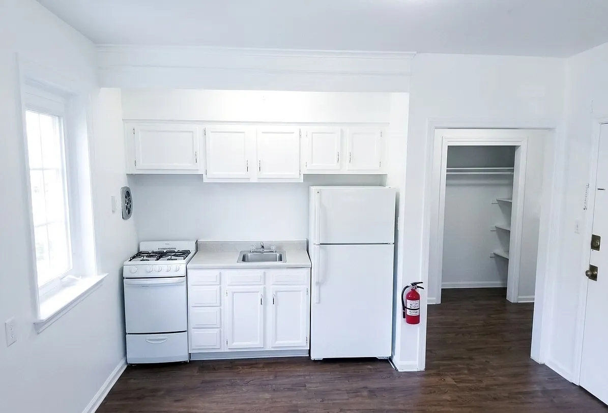 Studio - Main Room - View of Kitchen - 19 Old Allamuchy Rd