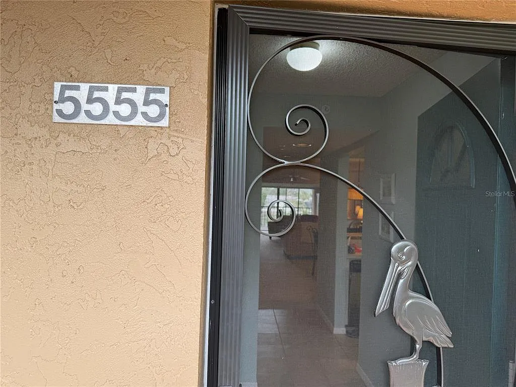 2 bed, 2.0 bath, 1106 sqft, $4,150 — Photo 4