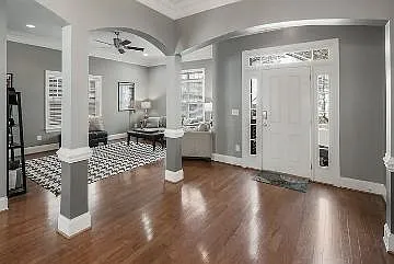 1745 Lela Ave — Photo 12