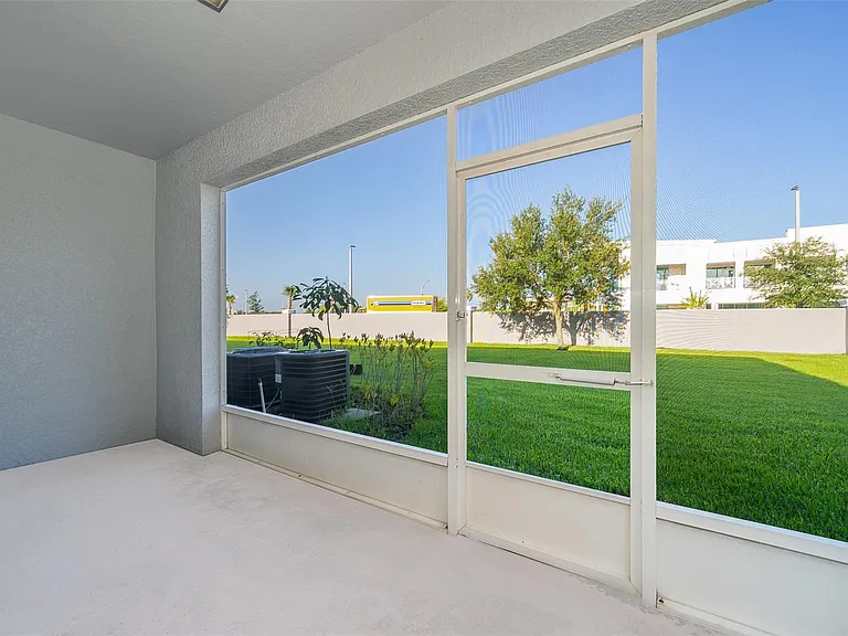 9400 Flowering Cottonwood Rd — Photo 6