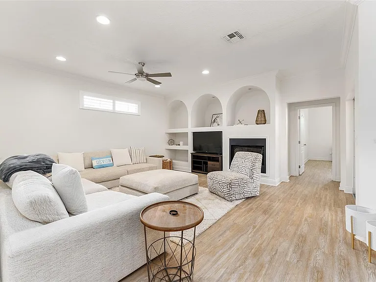 4987 SW 63rd Loop — Photo 10