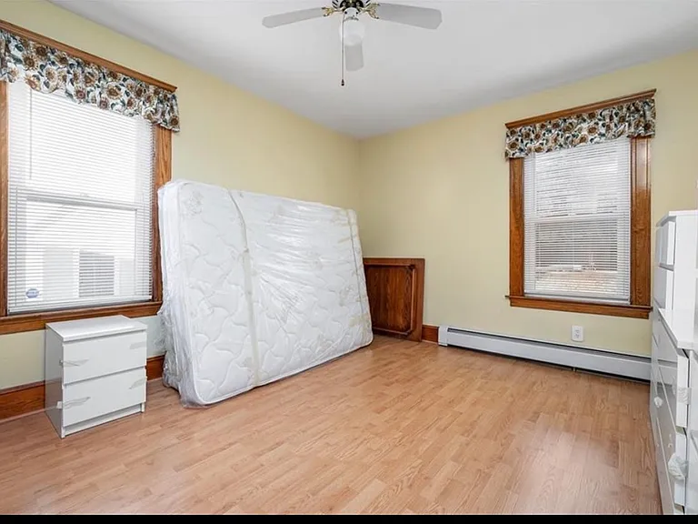 140 Hamilton St #1 — Photo 5