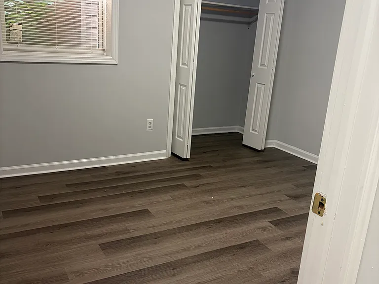 40 12th Ave — Photo 1