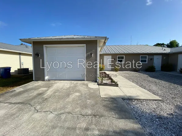 5478 Thomas St, Bokeelia, FL 33922