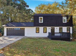 6917 Laurel Wood Dr, Douglasville, GA