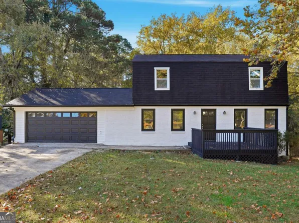 6917 Laurel Wood Dr, Douglasville, GA 30135