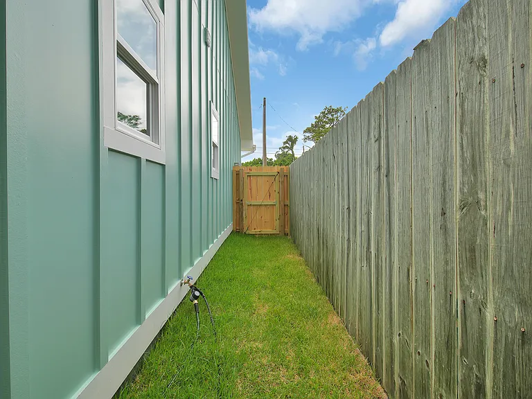 2621 Laurie Ave #2621 — Photo 28