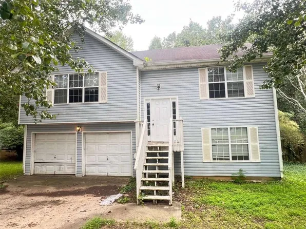 4333 Ward Bluff Ct, Ellenwood, GA 30294