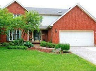 1271 Averill Dr, Batavia, IL 60510