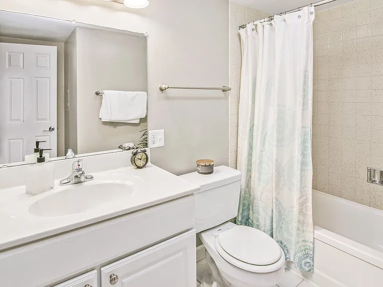 Cypress Place — Photo 20