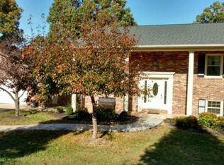 1105 Lola Ave, Altavista, VA 24517