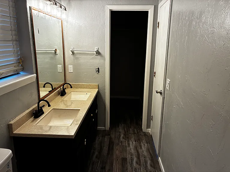 5212 Brookwood Dr — Photo 9