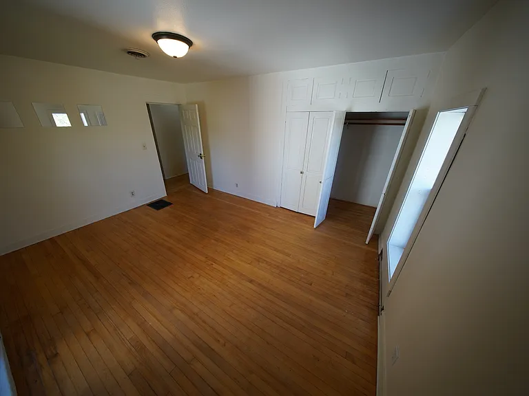 613 S Dewey St #1 — Photo 15