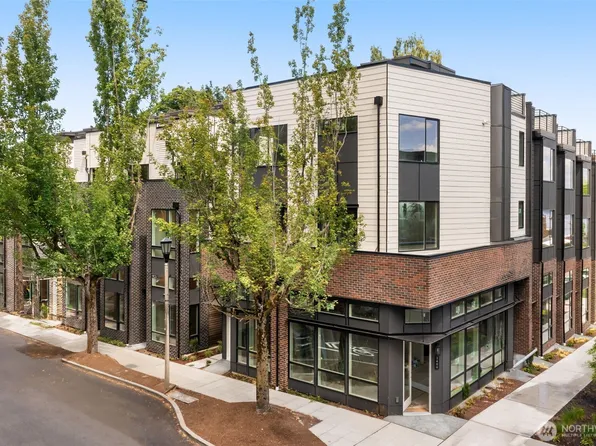 1106 B 34th Avenue, Seattle, WA 98122