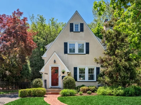 630 Wyndemere Ave, Ridgewood Village, NJ 07450