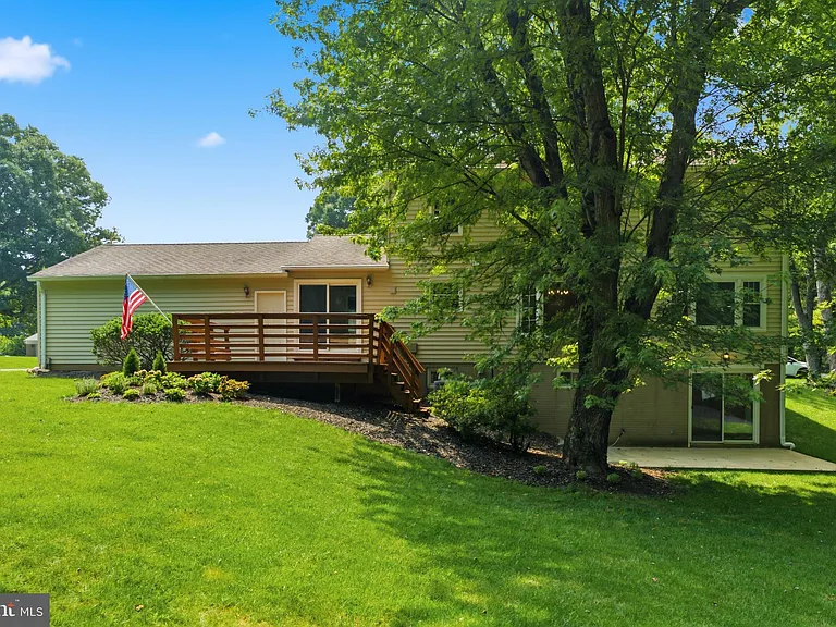 11414 Bronzedale Dr — Photo 57