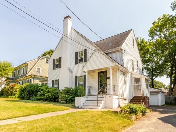 142 Jackson St, Newton, MA 02459
