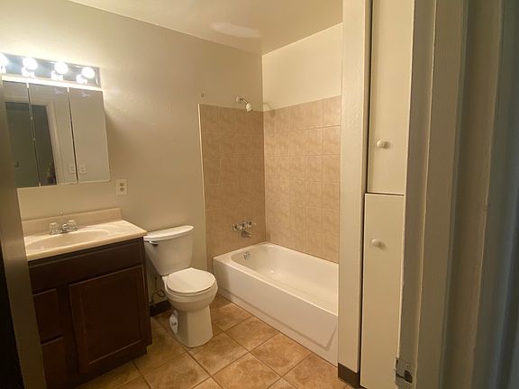4th image of 3921 E San Miguel St
