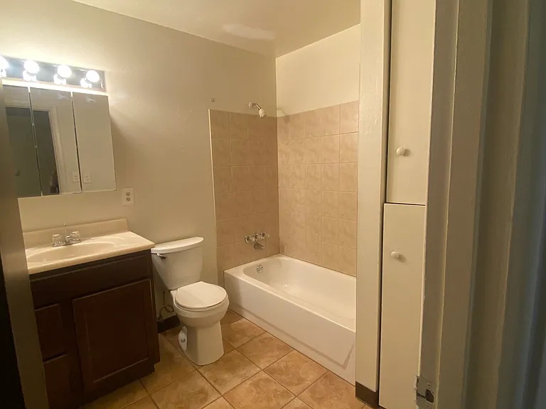 3921 E San Miguel St #16 — Photo 4