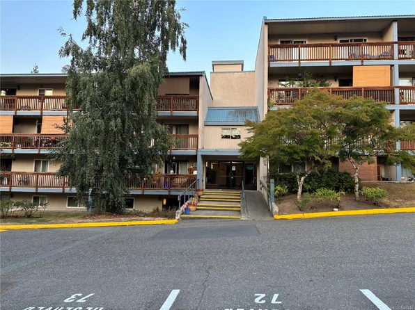 4728 Uplands Dr #407, Nanaimo, BC V9T 4S9