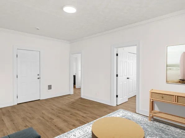 109 S Park St APT 2, Aberdeen, WA 98520