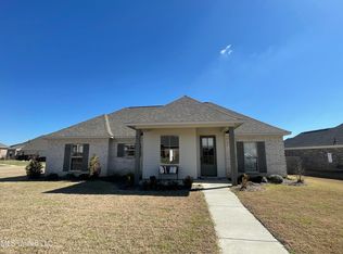 231 Buttonwood Ln, Canton, MS 39046