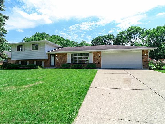 2nd image of 2137 Grand Teton Ct