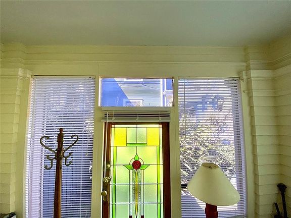 4th image of 7706 Burthe St