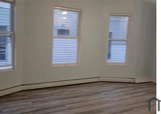 210 Woodlawn Ter #2 — Photo 4