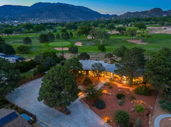 904 Ganado Ct SE, Albuquerque, NM 87123