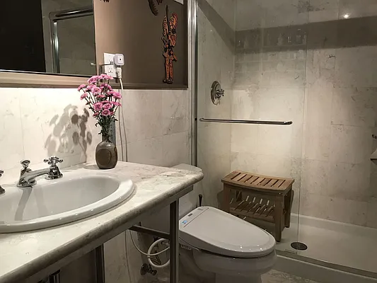 Sold by Compass | media 10