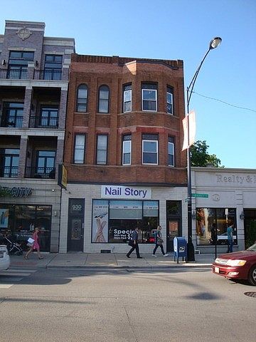 1st image of 930 W Diversey Pkwy APT 3