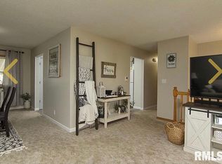 3411 Fairhaven Rd, Davenport, IA 52807
