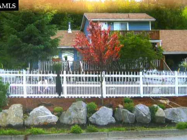 1828 Fairy Chasm Rd, Ketchikan, AK 99901