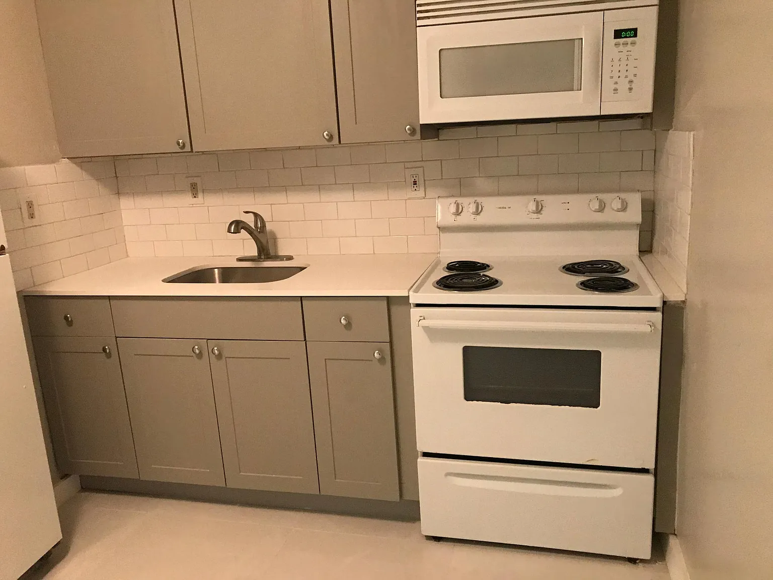 2 bed, 650 sqft, $1,850 — Photo 1