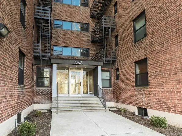 75-25 210th Street #1L, Bayside, NY 11364