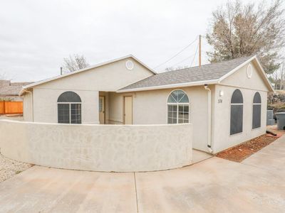 574 N 360 W, La Verkin, UT, 84745