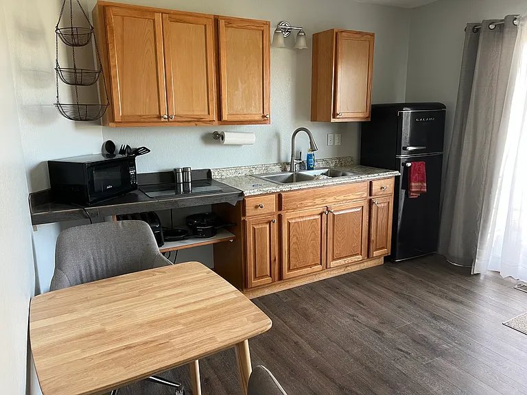 6450 Sth Rd #2 — Photo 10