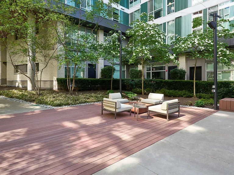 Courtyard Lounge