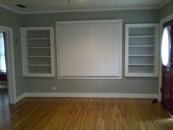 Living Room With Built In Shelves