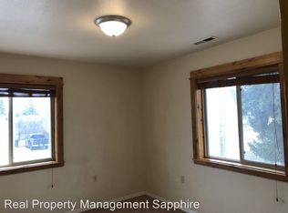 219 A St N APT 2A, Victor, MT 59875