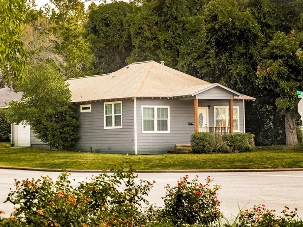 1306 S Austin St, Brenham, TX 77833